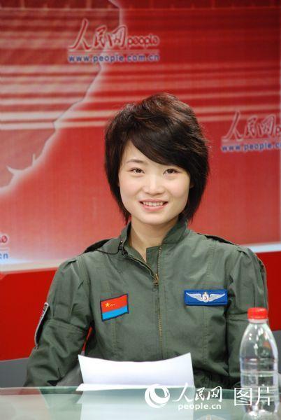 专家飞行表演堪称刀尖上的舞蹈有实战意义