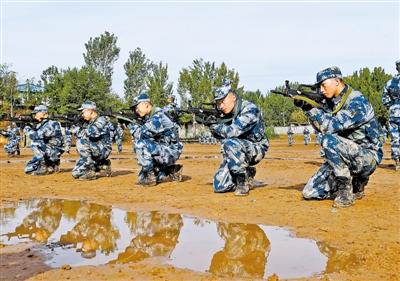 空军参谋部某新兵训练旅探索推行野战条件下综合训练