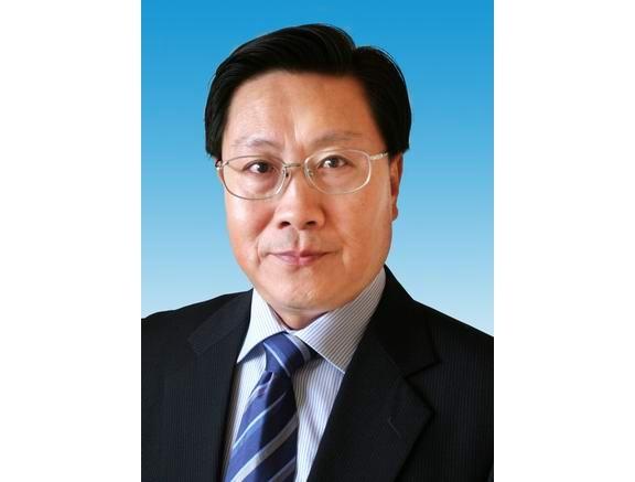 最新四川省人大常委会领导全名单图