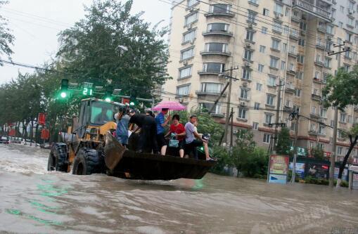 p49-2���ڻ�����ʩ�ϲ��������ོ�Ķ�����·������ͳ�����һƬ�����ǰѲ��������ڶɴ�ʹ�á�