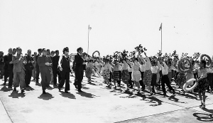 ��Сƽ1973���ڹ�����ͬ����ιۣ���ͼ����2��