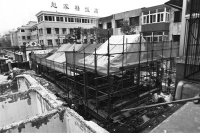 梁思成林徽因故居被拆房开工将恢复文物原状(图)