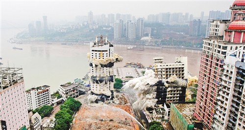 重庆地标朝天门爆破拆除准备工作耗时近两个月