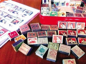天津藏家与火花结缘40年曾到泊头厂亲手制作