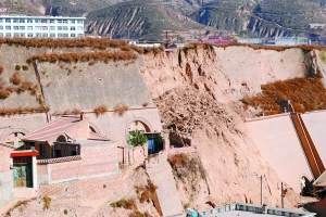 甘肃环县明代古城多处坍塌每年投入仅五六百元