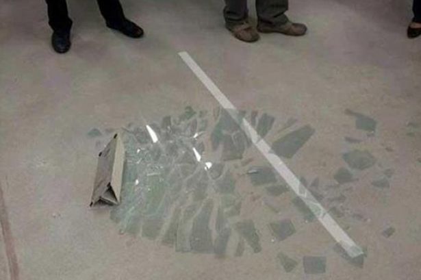 ��ʿ���߲μ�չ�����ƻ��´���һ����۲�������