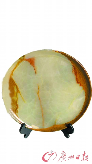 曝“马来玉”多为染色翡翠业内称无特别收藏价值