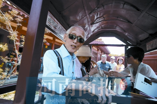 余光中:现在常回大陆“乡愁”变淡更关注环保(图)