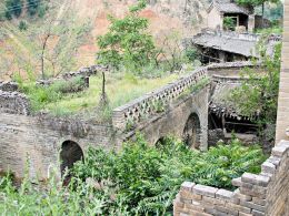 山西明末清初民居显破败:有的坍塌有的改建(图)