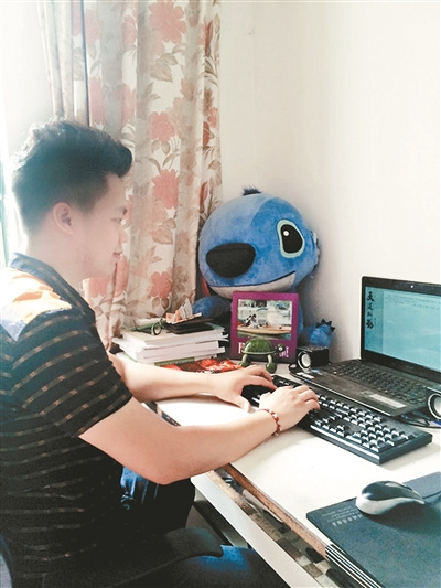 网络写手日码万字称和传统作家不是一路人(图)