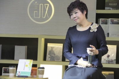 于丹暌违3年后出新书称书中是特别淡的故事(图)