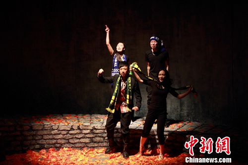 ���Ǵηܲ������İ��顷3��3�ս��ڷ���Ϸ�������