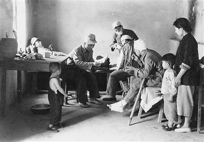 9旬老八路何永福讲述抗战往事:我在,伤员在(图)