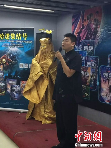 �����������ء���ɫ��ͼ������������У�ͼ��