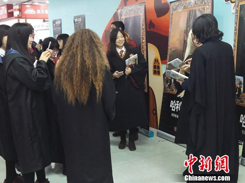 ��������������ħ��ʯ��ȫ�ʻ汾������ͼ��