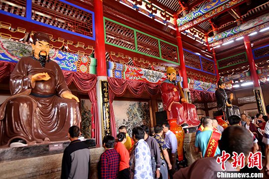 河南固始开闽三王纪念馆开门迎客