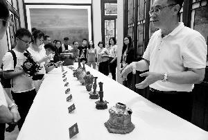 �ʹ�Ϊũ��豦�˰�׷˼�����ڳ��Լ�Ԫ����������