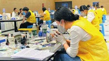 被文物修复“圈粉”的年轻人，如何实现从热爱到坚守？