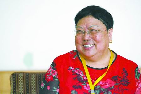 贺炳炎将军的女儿贺北生