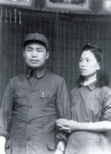 开国中将王近山鲜为人知的婚姻传奇(组图)