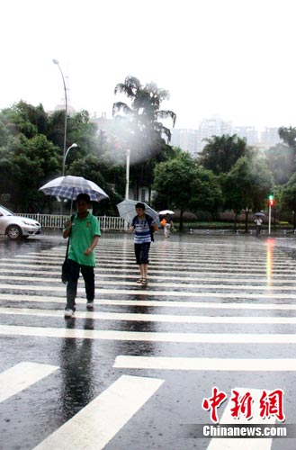 入汛最强降雨袭重庆发今年首个暴雨橙色预警