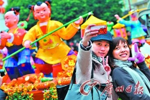 广州春节首批出游大军集体“回巢”自驾游火爆
