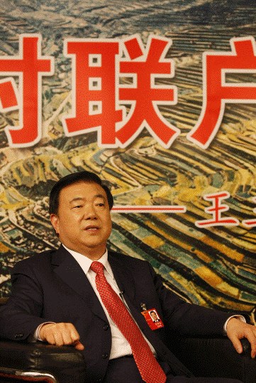 王三运自曝“家底”谈甘肃“超常规”