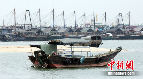台风“韦森特”将袭击广东湛江渔船全部回港避险