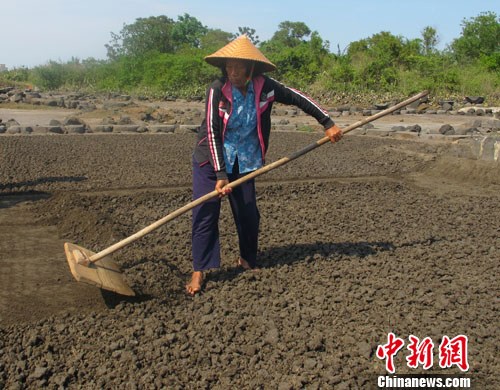 �߽�����ǧ��������ɹ���ε���������ߣ���ͼ����3��