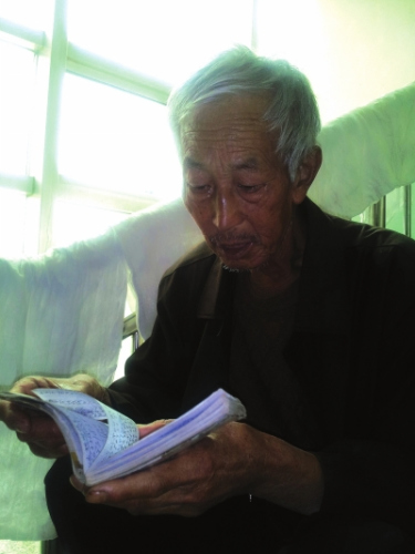 母女因液化气罐爆炸严重烧伤71岁爷爷欲乞讨筹钱