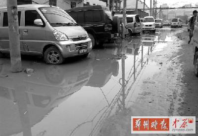 河南一1200米长马路4年未修完网友写“诗”调侃(图)
