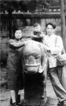 “时间都去哪儿了”引怀旧风老人晒65年全家福