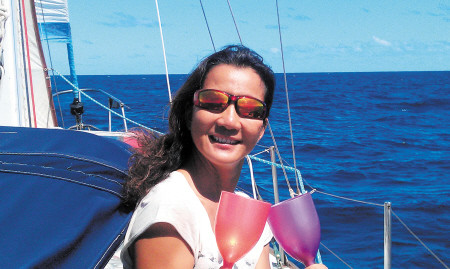 长沙女子与瑞典籍丈夫驾帆船横渡太平洋(图)