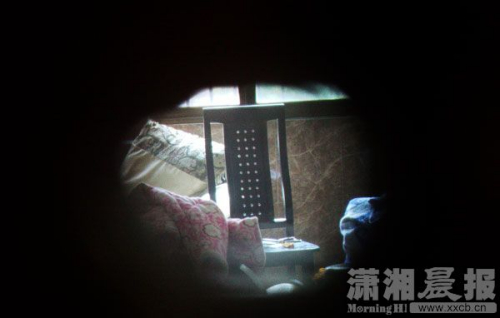 夫妻吵架两月大男婴无人照看独留家中29小时后夭折