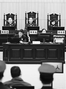 刘汉刘维涉黑组织拉拢政法干部:为其子女买车置房(图)