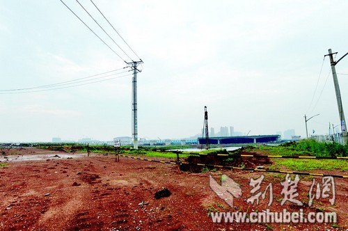 �人Ͷ��3��Ԫ��600�׻���·�޽���������δ������ͼ��