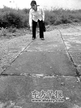 云南调查男子被拘漂尸鱼塘警方曾称伤痕系鱼咬(图)
