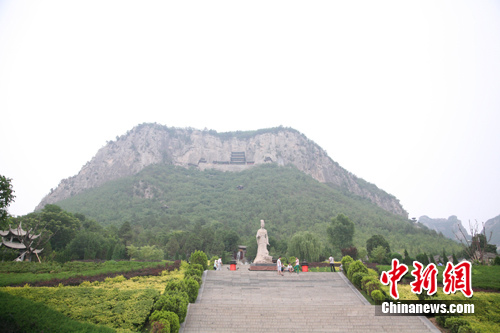 ������������活ʹ����±��ϵ�������ʥ�أ�ͼ��