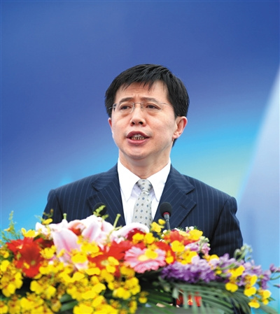 海南原副省长冀文林视察时曾突然要求拆掉一栋楼(图)