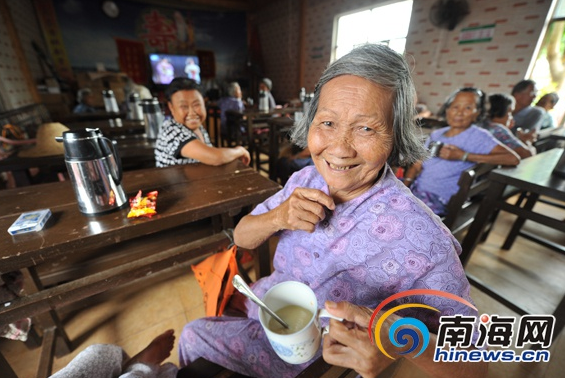 ��ý���߷ó������ٴ��ϰֲ�԰���˺Ȳ���ѣ�ͼ��