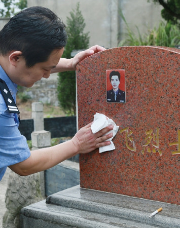 安徽省六万烈士载史册9月30日将举行公祭活动(图)(4)