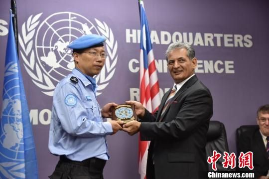中国（江西）第14支赴利比里亚维和警队获联合国和平勋章