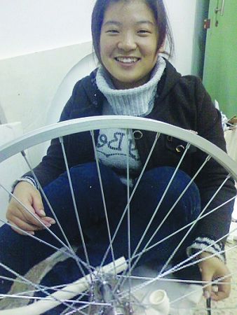 ��һŮ������·��������ʹ���ң��ҵ��Ը�ر�(ͼ)