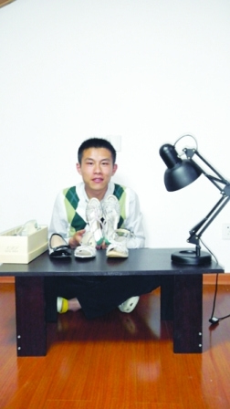 ˶ʿ��������ֽЬ��������˫����������ĸ����