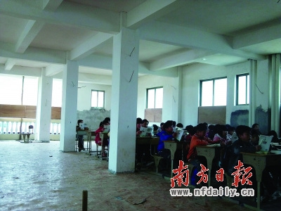 广东广宁200多名小学生借房上学(图)
