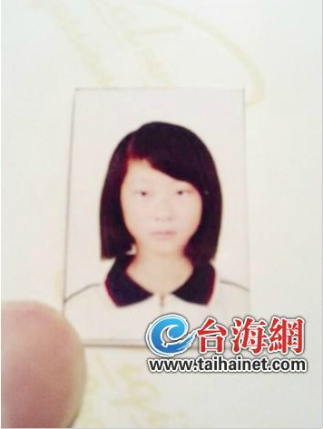 ����Ů�ڼ��Ⱪ���������¸�������ҳ��ߣ�ͼ��