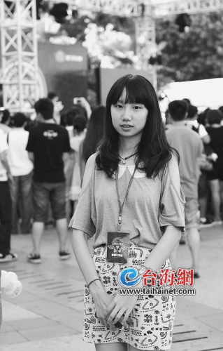 17岁高中女生自费办街舞大赛吸引百位选手(图)
