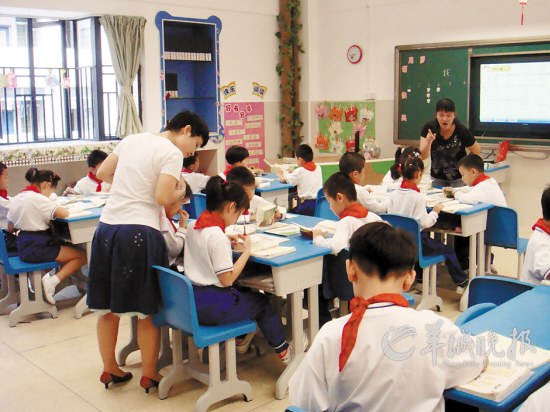 广州一学校尝试打破学科界线语数英音体美混搭