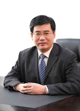朱民接替朱绍中任东华大学党委书记(图/简历)
