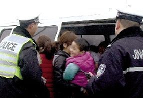 �׶�԰���ݽ�8����У������27�����ӣ�ͼ��